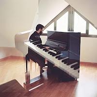 The New Raemon estrena Aurora Ocho