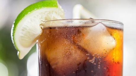 CUBA LIBRE, MOJITO, DAIQUIRI… CUBA LIBRE, MOJITO, DAIQUIRI…