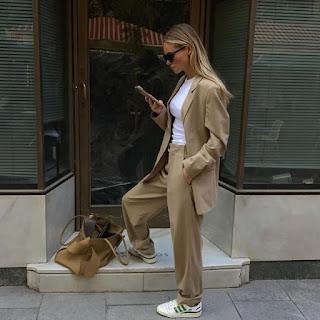 UN LOOK PARA CADA DIA DE LA SEMANA (339).-