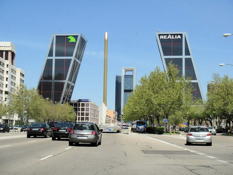 Edificios feos, bonito periodismo Edificios feos, bonito periodismo