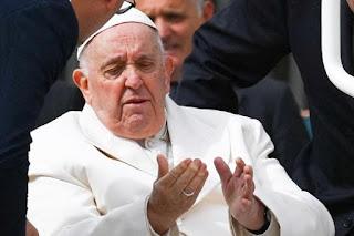 El Papa Francisco hospitalizado en Roma con una infección respiratoria