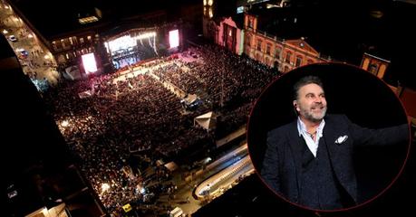 Mijares realizó concierto inaugural ante más de 15 mil personas a las que hizo gozar
