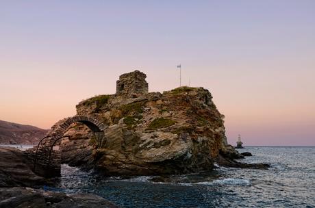 Castillo veneciano, Andros, Grecia