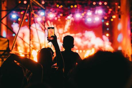 #Espectaculos:  |  ¿Por qué Lollapalooza Chile sigue siendo tan importante? VIA @williampadron (VIDEOS)