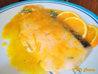 SALMÓN EN SALSA DE NARANJA Y ROMERO