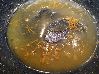 SALMÓN EN SALSA DE NARANJA Y ROMERO