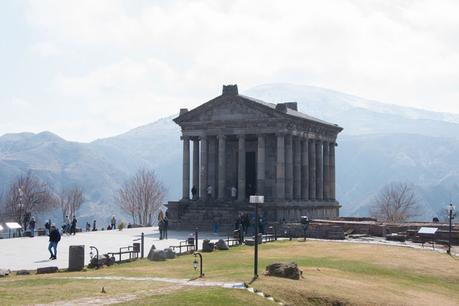 templo-de-garni-excursion-cerca-de-erevan