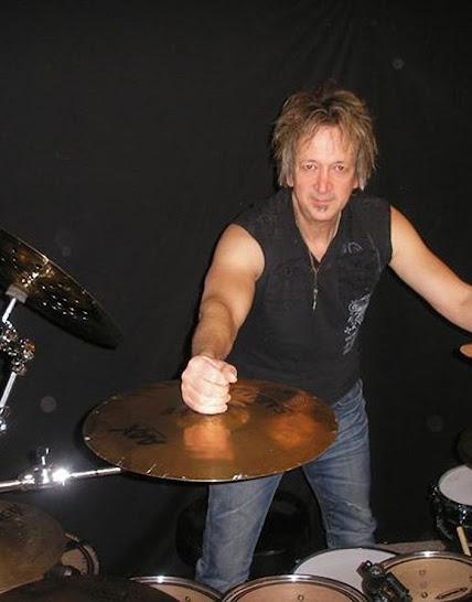 Efemérides del Rock y Heavy Metal: Que pasó un 04 de Abril