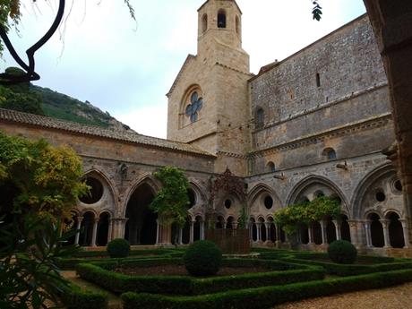 Edén en Fontfroide, Francia Edén en Fontfroide, Francia