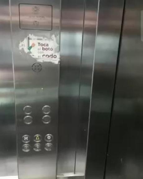 (video) Se desploma elevador en IMSS de Ciudad Valles: 4 heridos