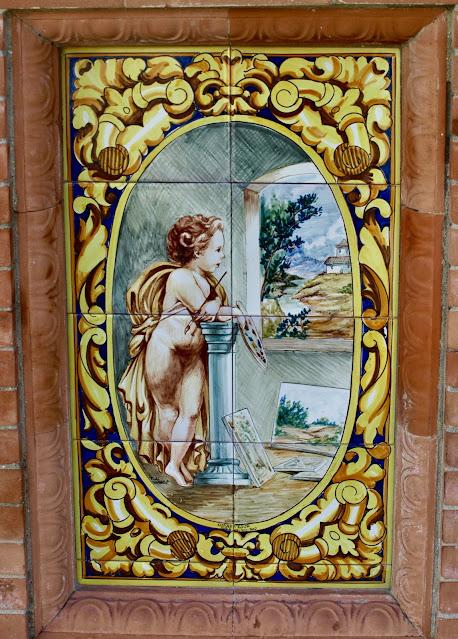 Los azulejos del edificio de la calle Cristo de la Sed, 29.