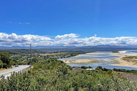 Camino por la Ruta de los Jardines
