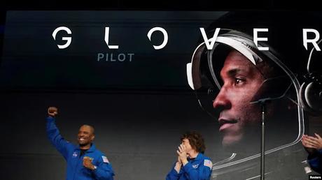 #NASA: | “Tenemos al primer afroamericano y a la primera mujer que van a dar la vuelta a la #Luna” #NASA: | “Tenemos al primer afroamericano y a la primera mujer que van a dar la vuelta a la #Luna”