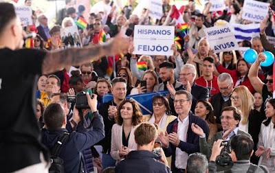 Evangélicos, un credo a golpe de rezos y palmas en una sociedad conservadora.