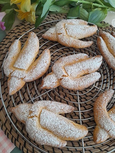 Colombine Pasquali - Palomas de Pascua