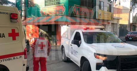 Joven muere prensado en un negocio de comida en la B Anaya