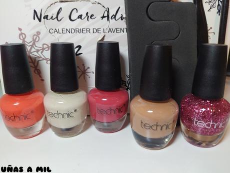 Calendario de adviento de esmaltes Technic Calendario de adviento de esmaltes Technic