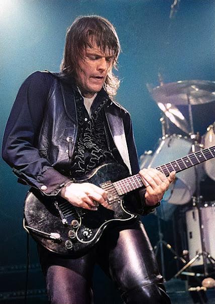 Efemérides del Rock y Heavy Metal: Que pasó un 11 de Abril