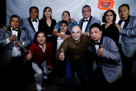 Con Los Ángeles Azules la Plaza Fundadores obtuvo un rotundo lleno