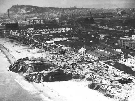 Barrio del Somorrostro en la Platja del Somorrostro