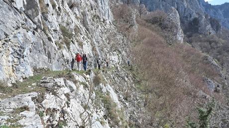 Cabeza Pandescura y Foz del Casaño por la Canal de la Llucia