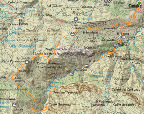 Cabeza Pandescura y Foz del Casaño por la Canal de la Llucia