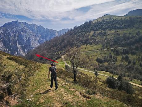 Cabeza Pandescura y Foz del Casaño por la Canal de la Llucia