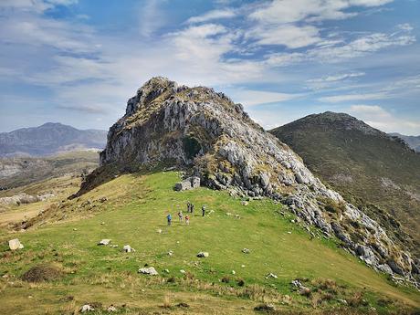 Cabeza Pandescura y Foz del Casaño por la Canal de la Llucia