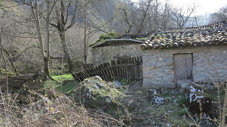 Cabeza Pandescura y Foz del Casaño por la Canal de la Llucia