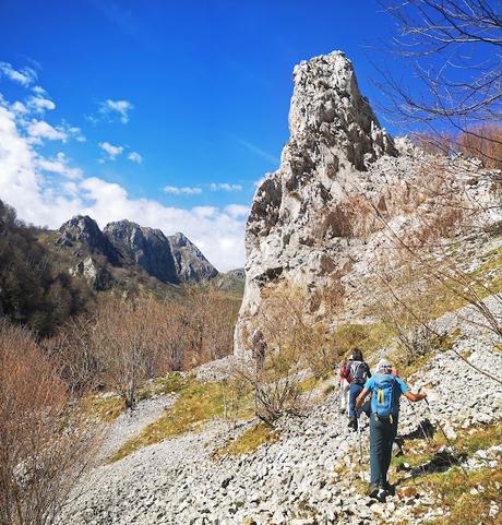 Cabeza Pandescura y Foz del Casaño por la Canal de la Llucia