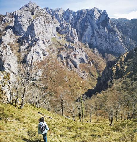 Cabeza Pandescura y Foz del Casaño por la Canal de la Llucia