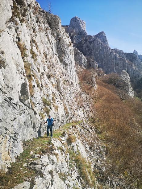 Cabeza Pandescura y Foz del Casaño por la Canal de la Llucia