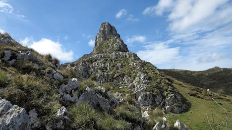 Cabeza Pandescura y Foz del Casaño por la Canal de la Llucia