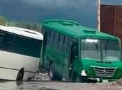 (video) menos tres camiones caen zanja Zona Industrial