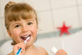 La importancia de tener los dientes cuidados desde pequeños