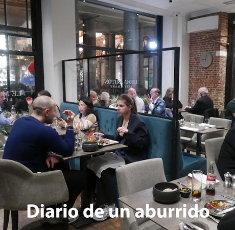 Marzo en Bruselas. El salón de los limpiabotas, una exposición de Geluck y un buen restaurante