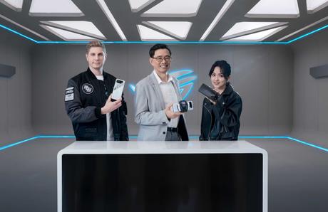 S.Y. Hsu, Erik Cedervall and Ariel Cheng Presents ROG Phone 7 For Those Who Dare Virtual Launch Event