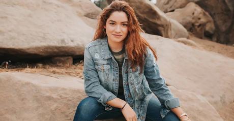 El remake de Lilo y Stitch tendrá a Sydney Agudong como Nani, la hermana mayor de Lilo