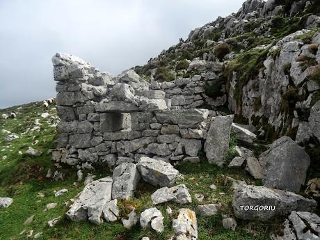 San Roque l´Acebal-La Cuesta´l Caballu-La Cabeza Torbina