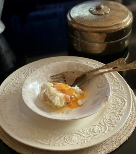 Huevo Poché sobre Kartoffelpuffer, mi versión de Horcher Huevo Poché sobre Kartoffelpuffer, mi versión de Horcher