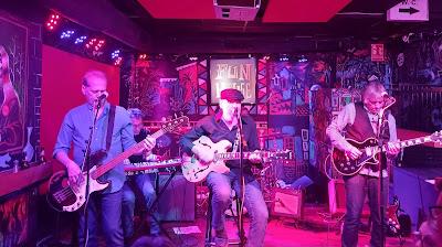 Concierto Fernando Rubio & The Inner Demons, Madrid, Sala Fun House, 13-4-2023. Concierto Fernando Rubio & The Inner Demons, Madrid, Sala Fun House, 13-4-2023.