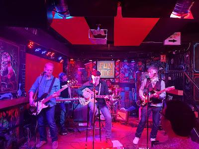 Concierto Fernando Rubio & The Inner Demons, Madrid, Sala Fun House, 13-4-2023. Concierto Fernando Rubio & The Inner Demons, Madrid, Sala Fun House, 13-4-2023.