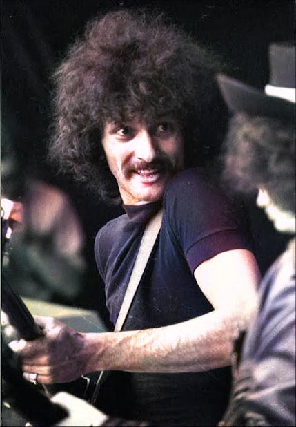 Efemérides del Rock y Heavy Metal: Que pasó un 17 de Abril Efemérides del Rock y Heavy Metal: Que pasó un 17 de Abril