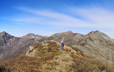 Cuiña y El Campanario desde Tejedo de Ancares