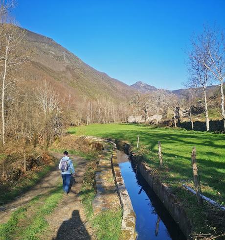 Cuiña y El Campanario desde Tejedo de Ancares
