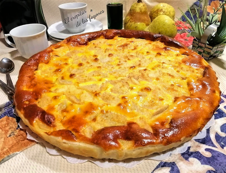 TARTA DE PERA Y CHOCOLATE TARTA DE PERA Y CHOCOLATE