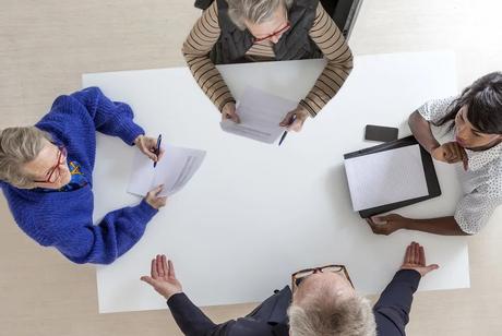 ¿Cuáles son los primeros pasos en la división de bienes?