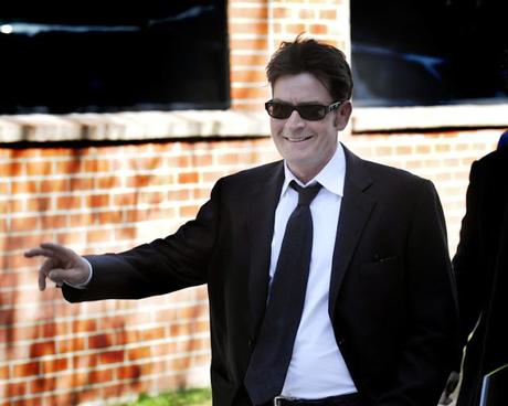 Charlie Sheen y Chuck Lorre olvidan rencillas para volver a trabajar juntos