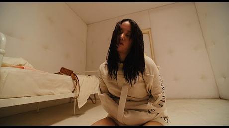 Mona Lisa And The Blood Moon (USA, 2022)