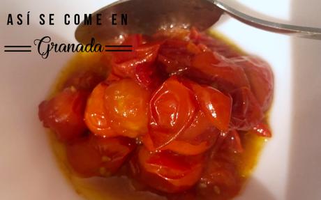 Corona de quinoa agridulce con tomate cherry y marisco
